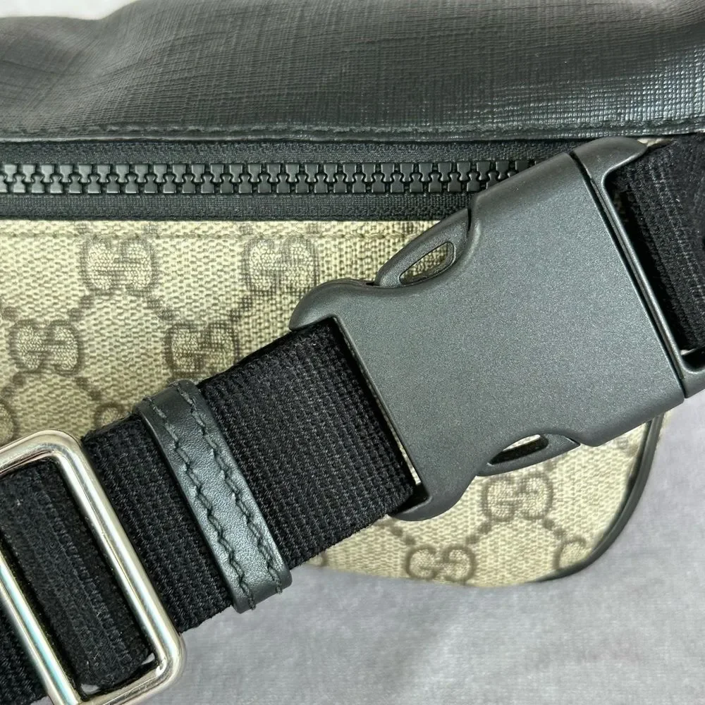 Gucci Beige and Black Belt Bag - Picture 7 of 13